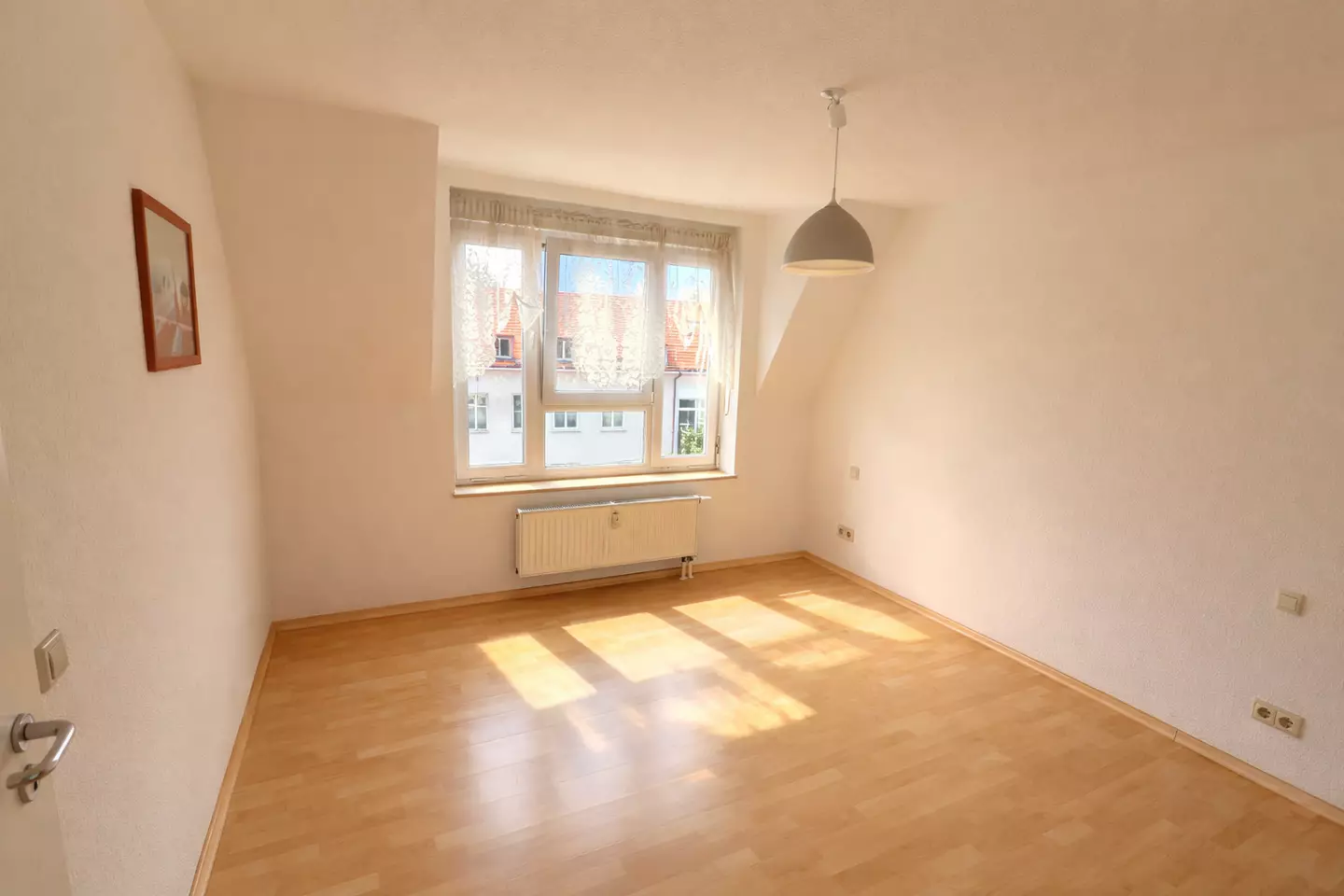 Furnished 2-Room Apartment with Balcony & Parking in Central Leipzig – photo 5