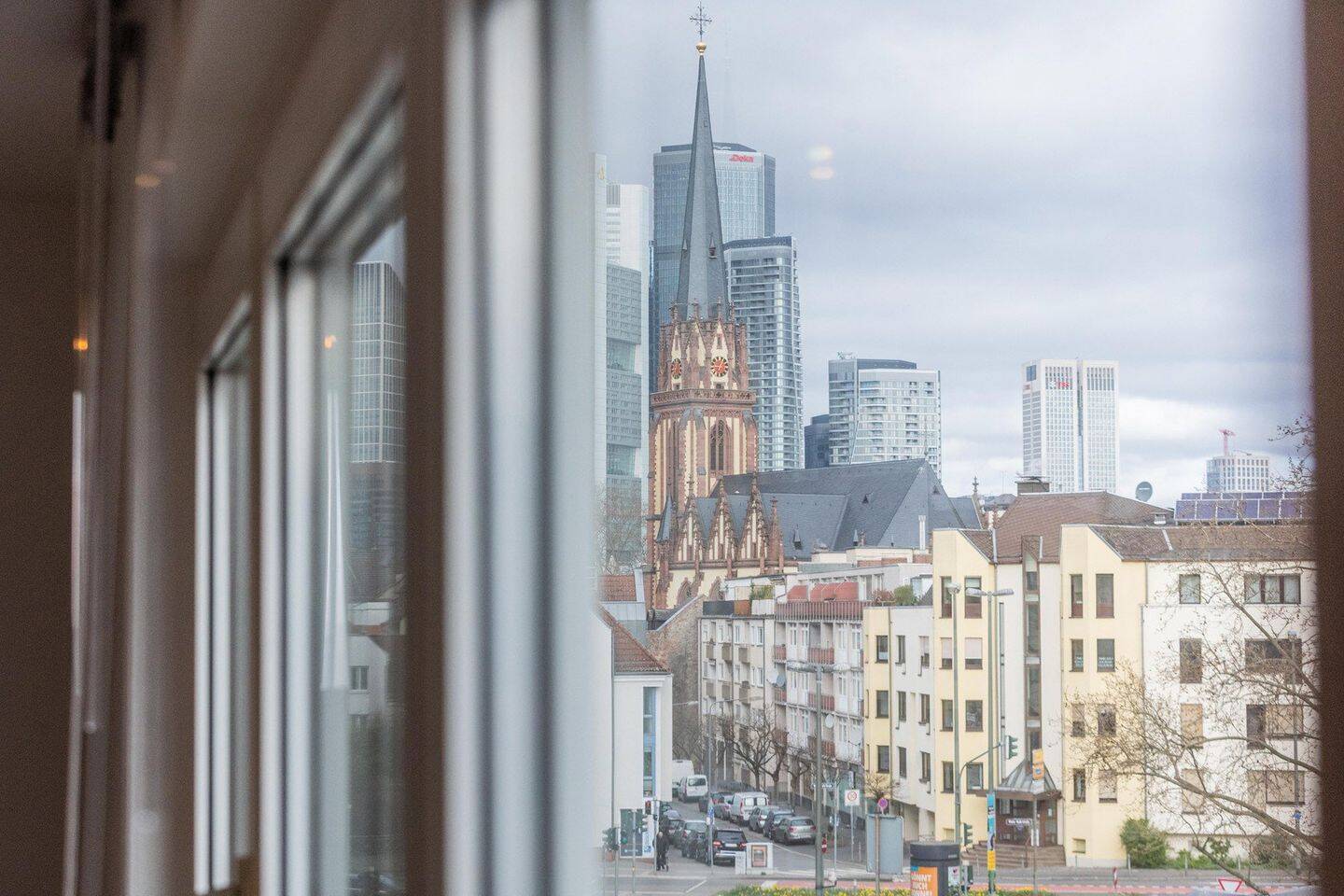 Turnkey City Studio in the Heart of Frankfurt-Sachsenhausen – photo 3