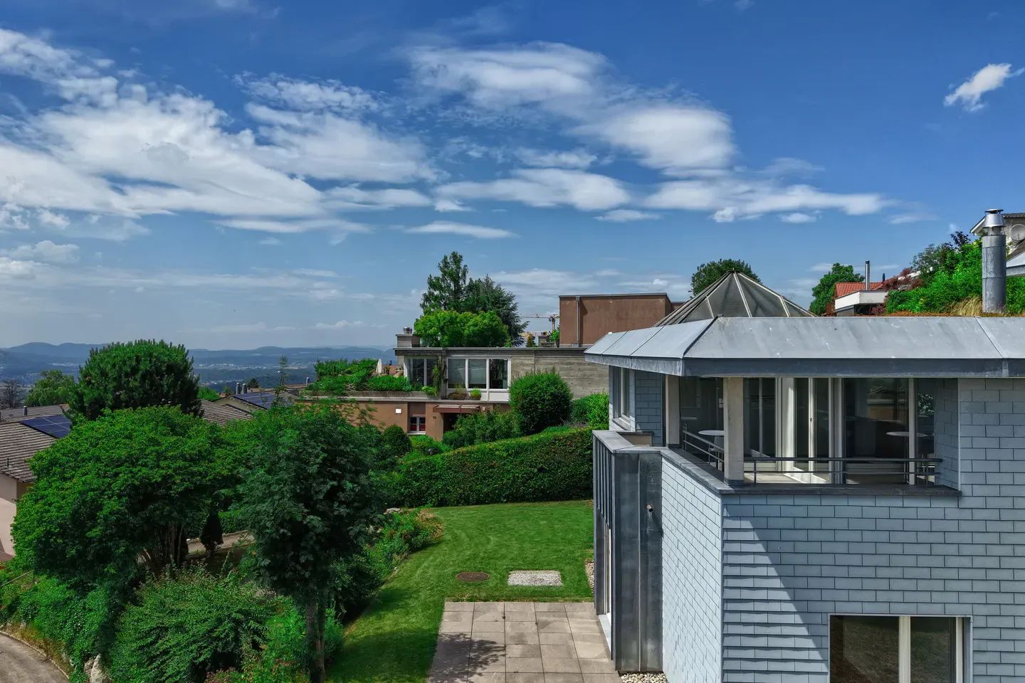 Stylish Home in the Heart of the Village – photo 4