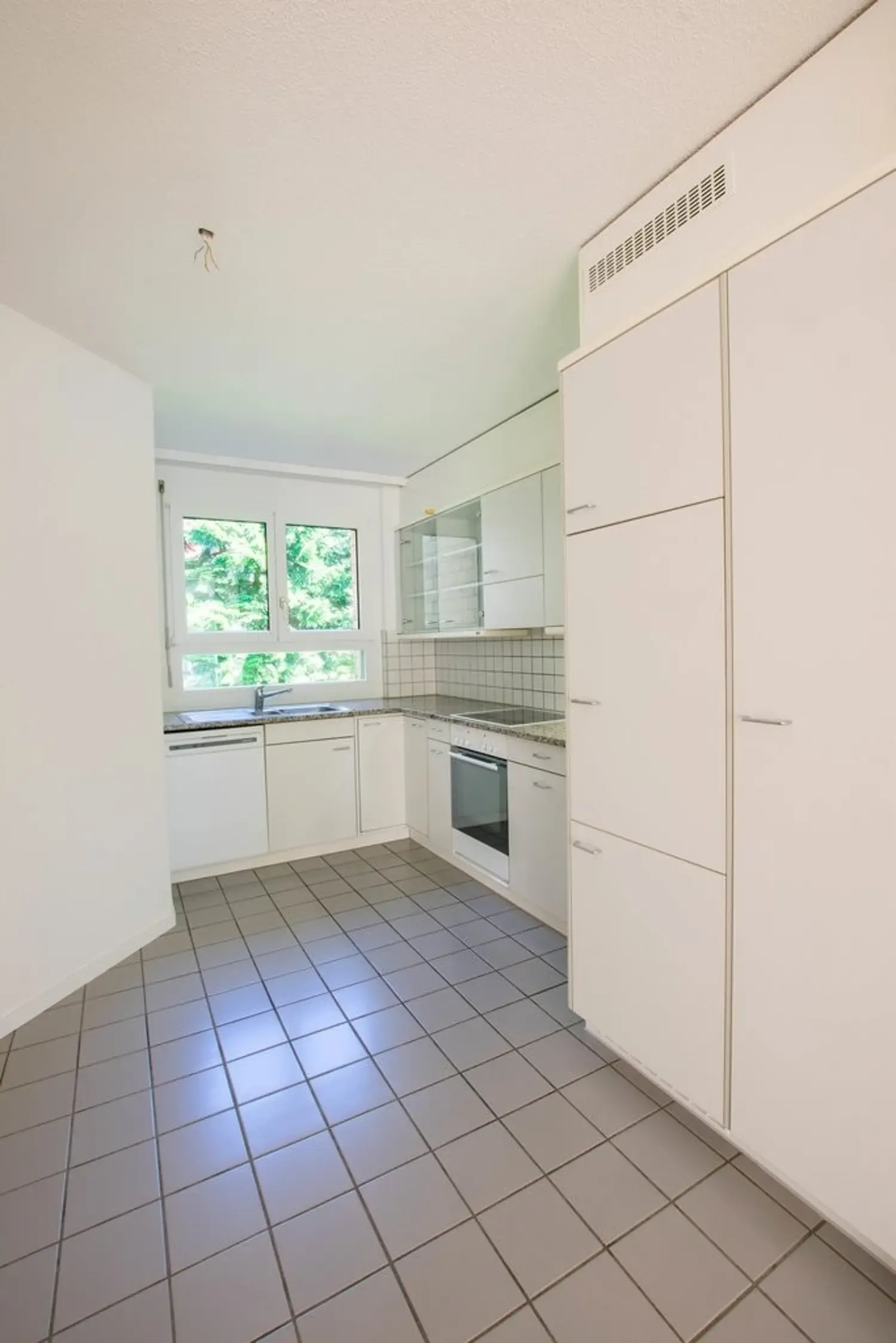 Living in the Wittigkofen Quarter — Modern Apartment – photo 4