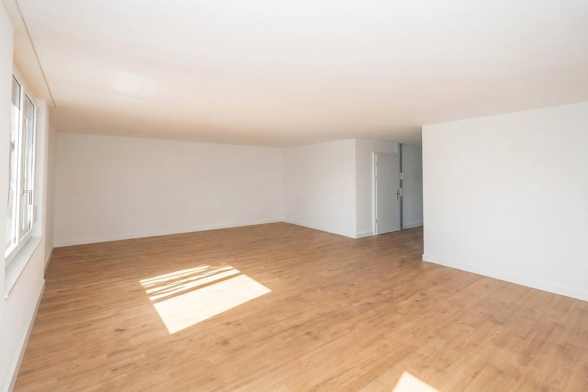 Central AVES 2.5‑Room Flats — Ideal City Retreats – photo 5