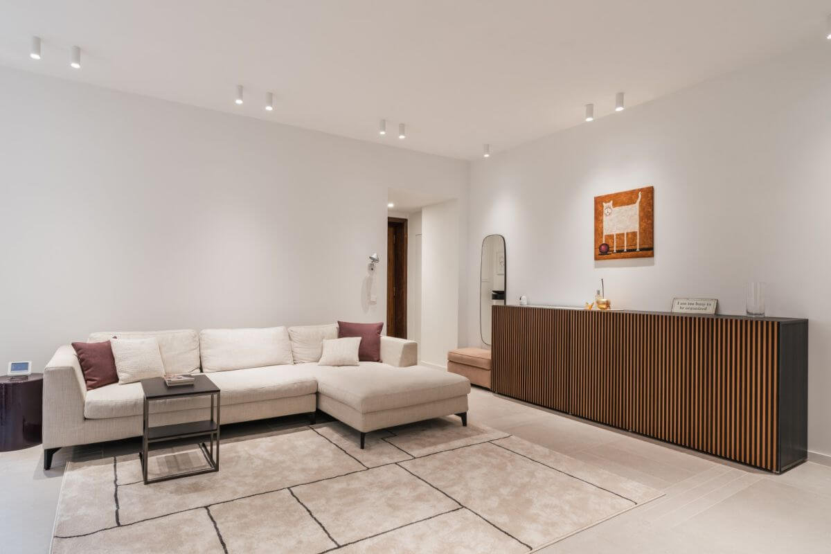 Spacious 2‑Bedroom Apartment — 90 m², Porta Metronia, Rome – photo 2