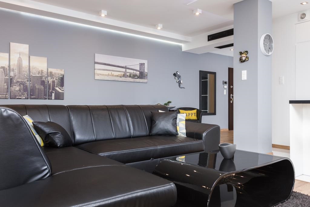 Spacious, well-laid-out 2-room apartment – photo 2
